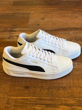 Puma Smash Platform v3 Womens Size 9 White Athletic Leather Shoes Sneakers